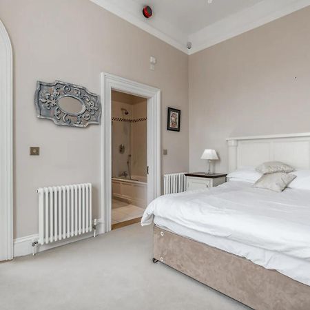 Award Winning, 2 Bedroom Apartment.10Mins To City Dublin Luaran gambar